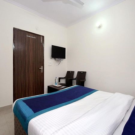 Oyo 10075 Hotel Kaydee Amritsar Esterno foto