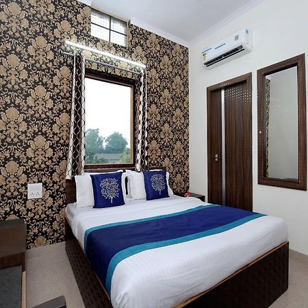 Oyo 10075 Hotel Kaydee Amritsar Esterno foto