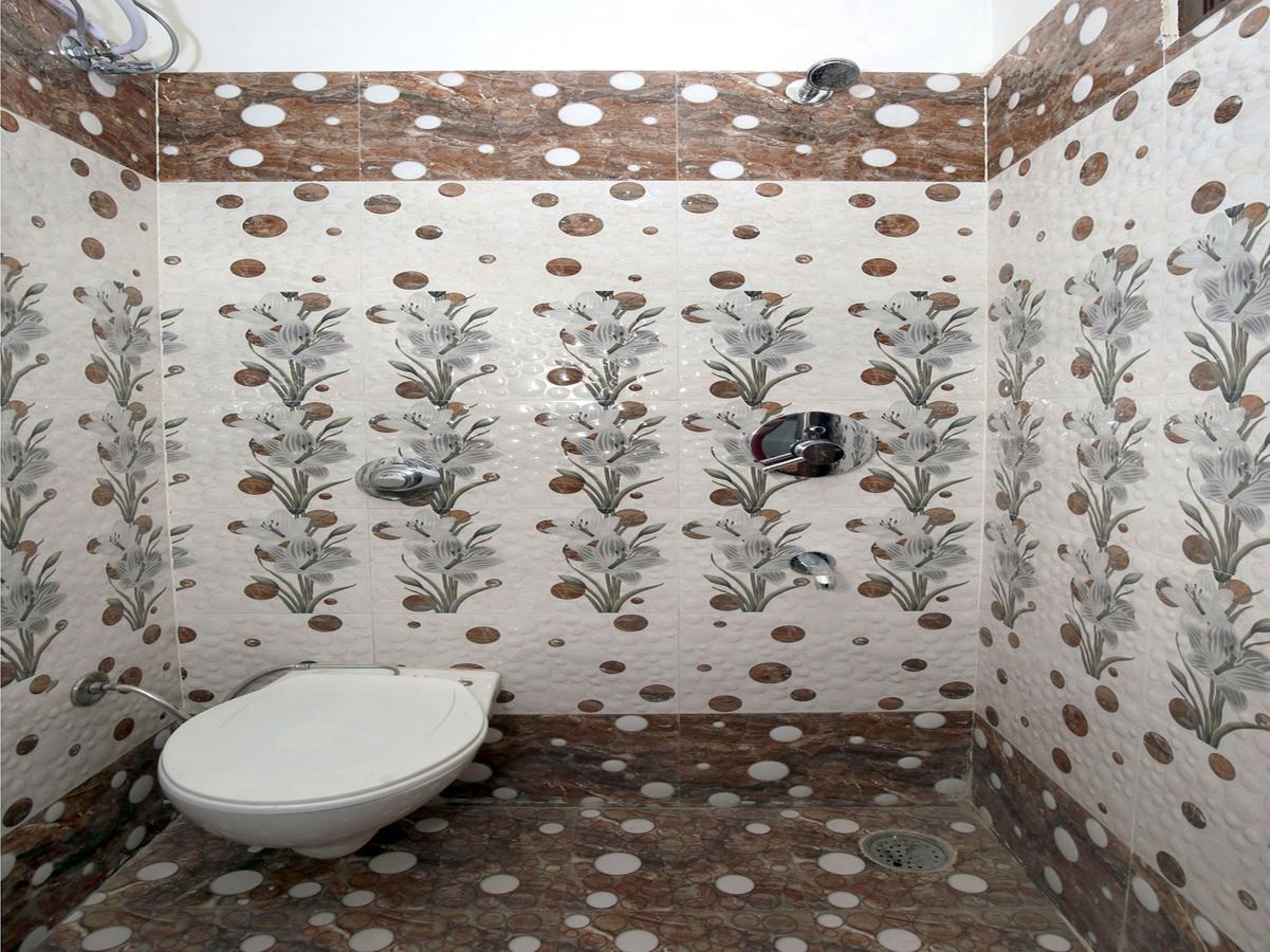Oyo 10075 Hotel Kaydee Amritsar Esterno foto