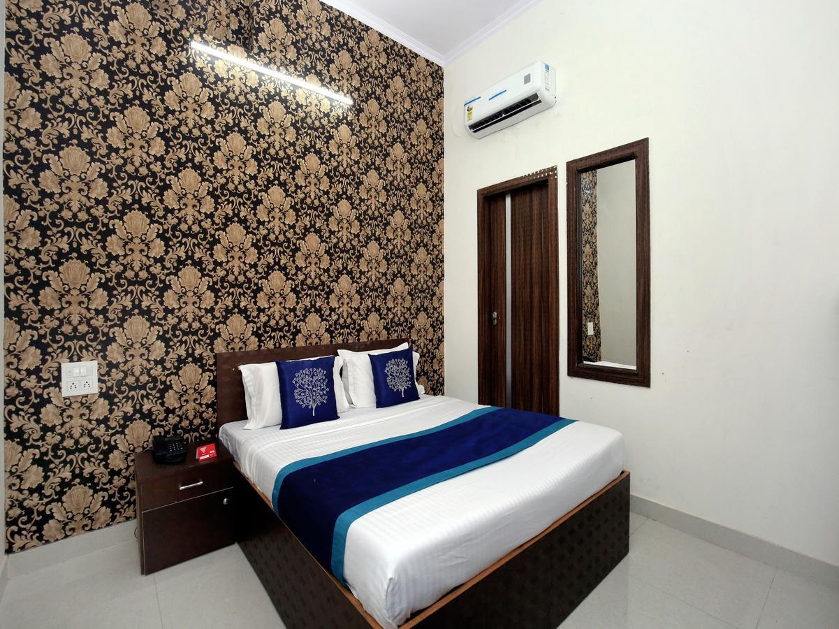 Oyo 10075 Hotel Kaydee Amritsar Esterno foto