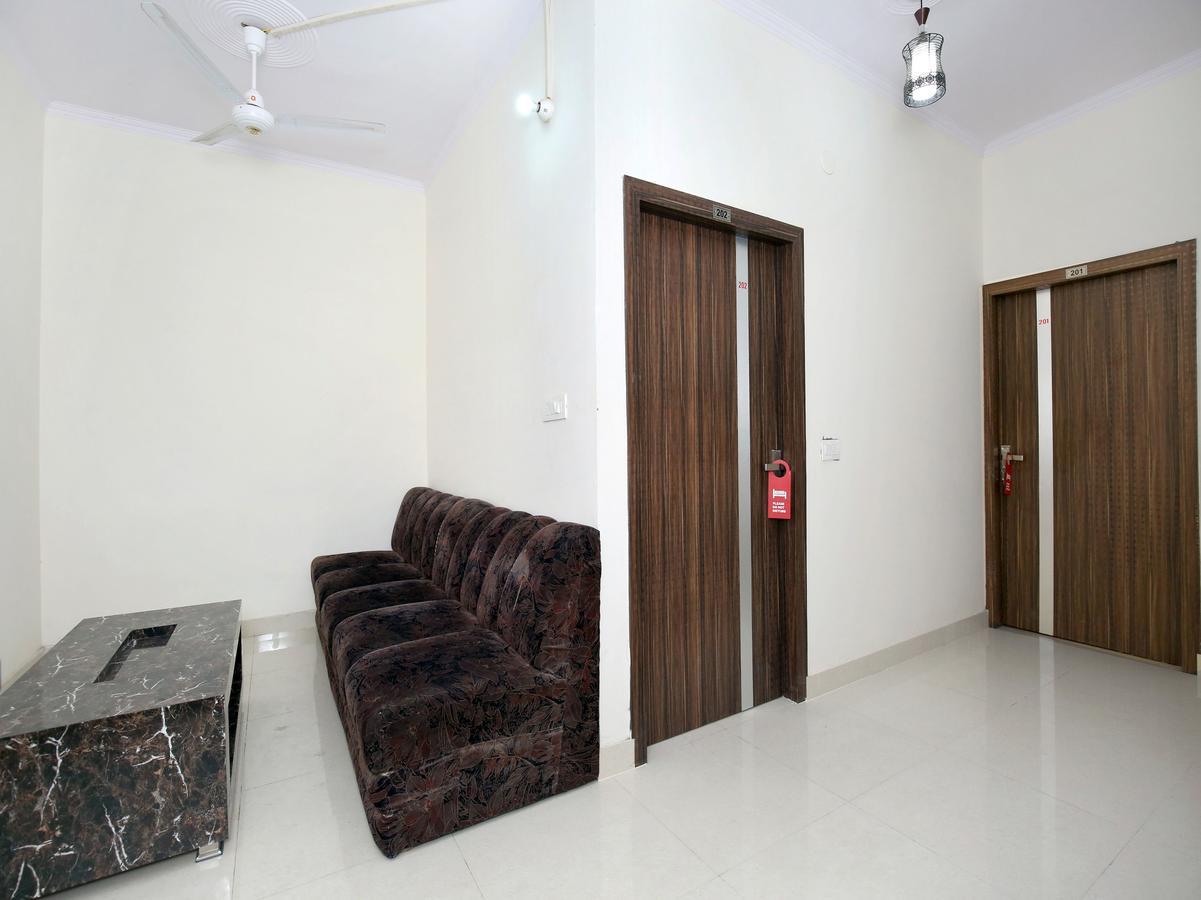 Oyo 10075 Hotel Kaydee Amritsar Esterno foto